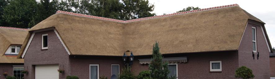 Rieten dak op woning